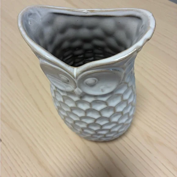 NWT White Owl Ceramic Vase - Picture 3 of 6